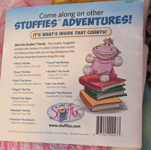 Prancine the unicorn helps the littlest ballerina - Picture 4 of 4